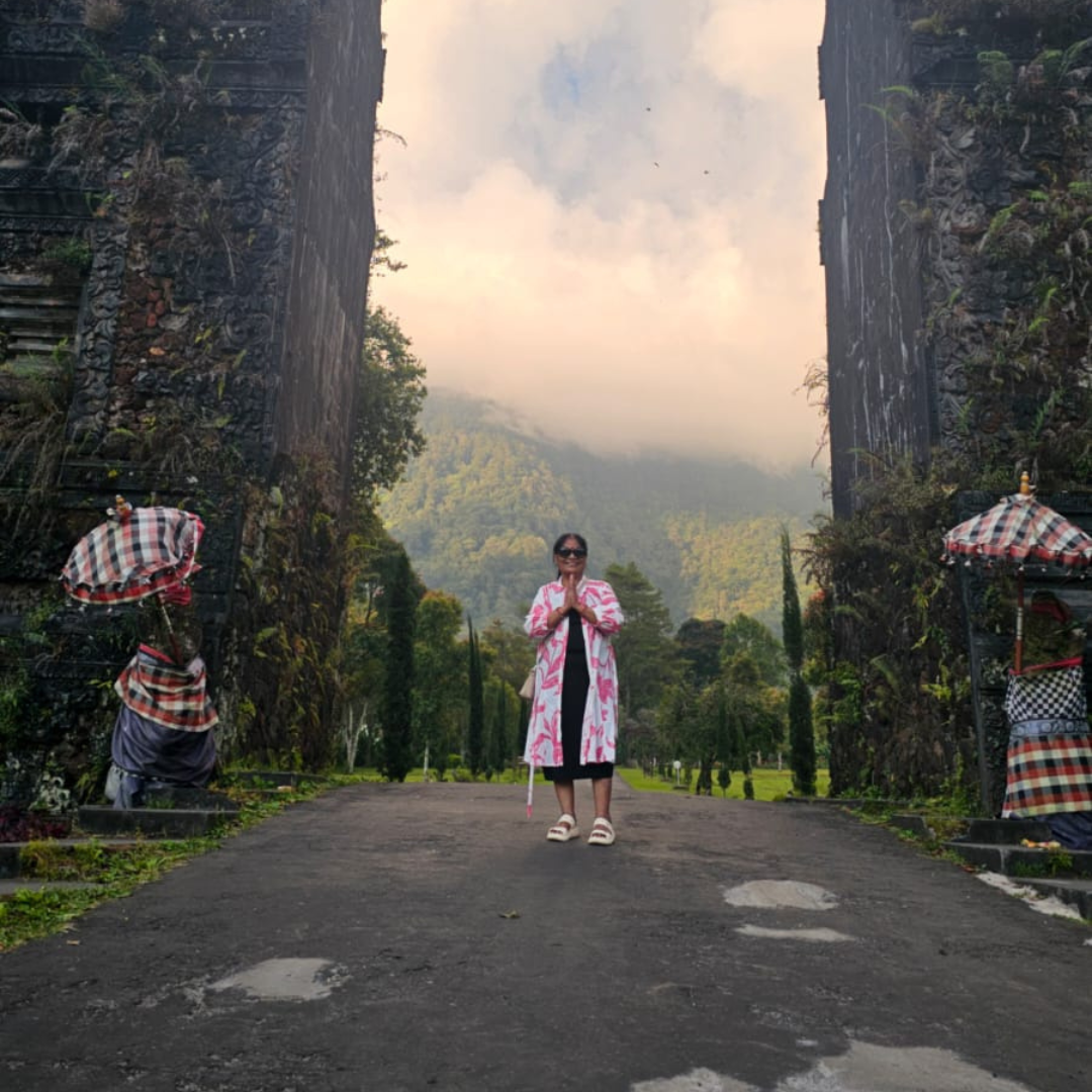 Chairman Smt. Rita Singh - DR NBS School